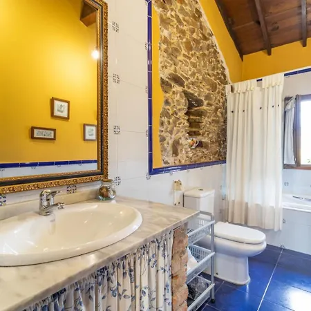 La Casona Del Cura 1, Hortensia Holiday home Palacion