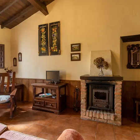 La Casona Del Cura 1, Hortensia Holiday home *